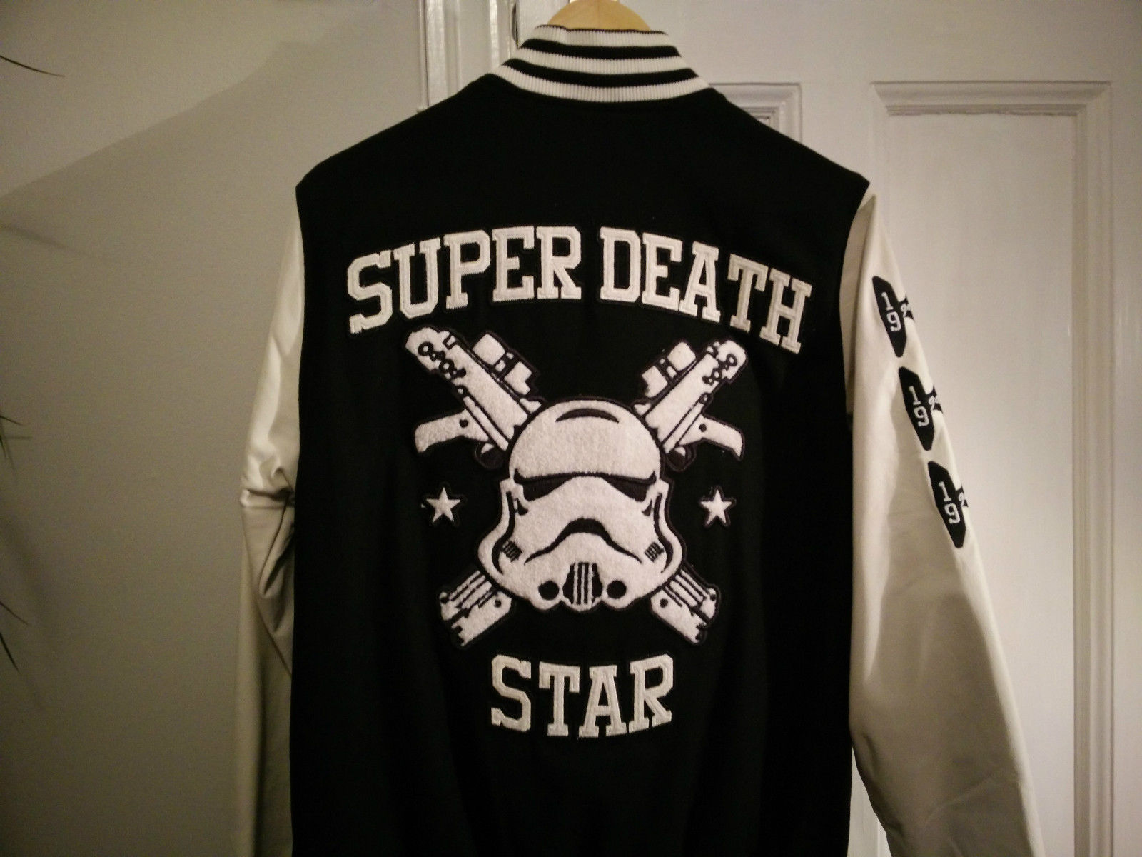 ORIGINAL ADIDAS X STAR WARS DS VARSITY JACKET FALL SUPER DEATH STORMTROOPER ADIDAS P01685 COAT